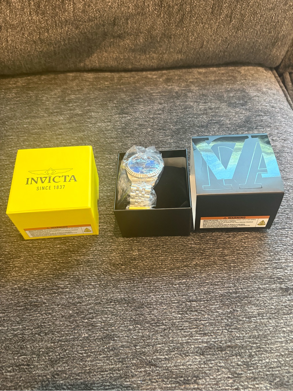 Invicta Mens Silver Watch With Blue Dial And Silver Bracelet